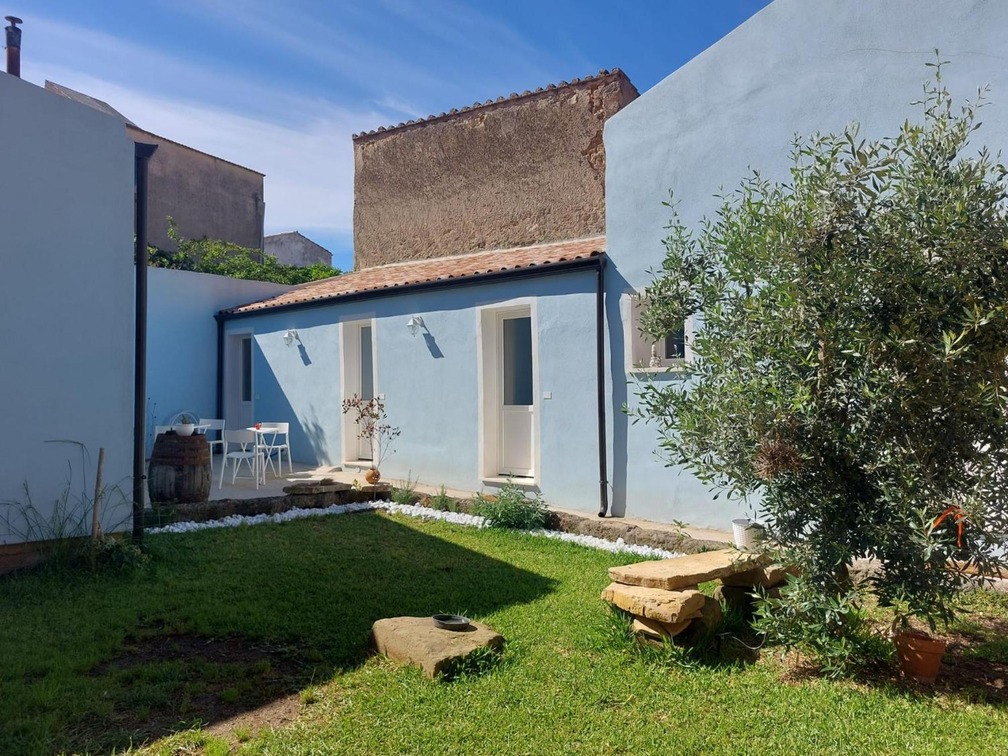 B&B Il Borgo Delle Emozioni Dolianova 外观 照片